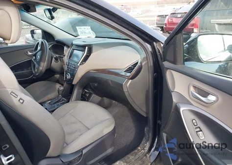 2017 Hyundai Santa Fe Sport 2.4L z USA, uszkodzony, nr VIN 5NMZU3LB9HH050837